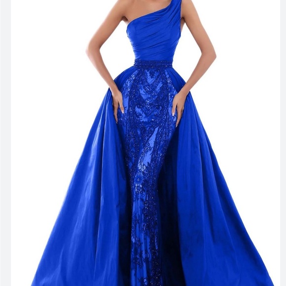 Tarik Ediz Dresses & Skirts - Tarik Ediz (street size 0) Elegant Blue One-Shoulder Evening Gown